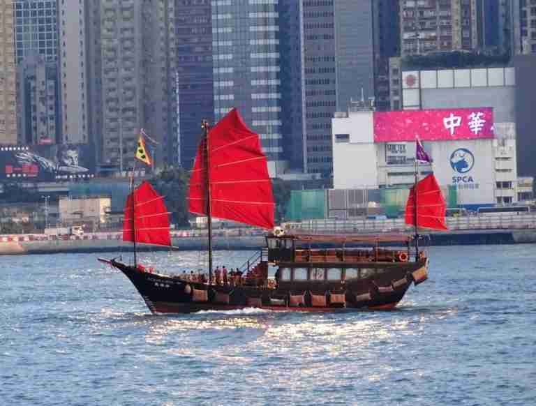 10 Great Ways to Learn About Hong Kong History