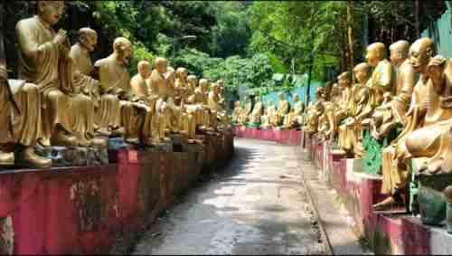 The 10 Thousand Buddhas Monastery - A Hidden Gem - Muy Linda Travels