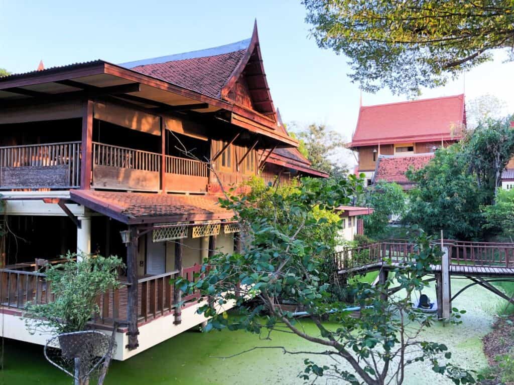 a Traditional Thail village built over the water is the perfect place to stay travelling solo in Thailand